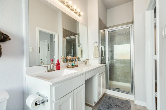 108 Cullen Street, Angleton, TX 77515