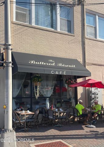 1 5th Avenue 209, Neptune City, NJ 07753
