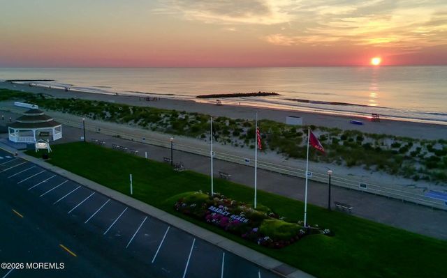 1 5th Avenue 209, Neptune City, NJ 07753