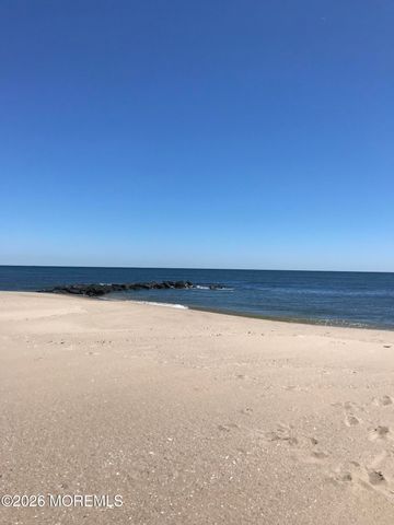 1 5th Avenue 209, Neptune City, NJ 07753