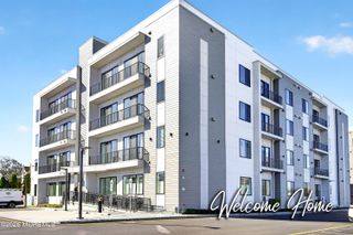 1 5th Avenue 209, Neptune City, NJ 07753