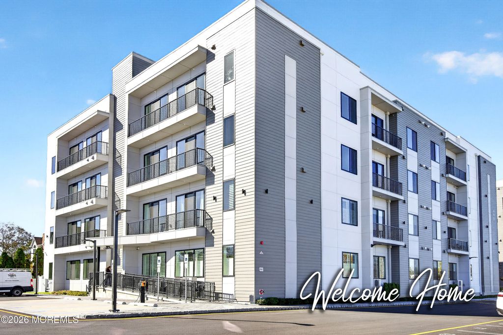1 5th Avenue 209, Neptune City, NJ 07753