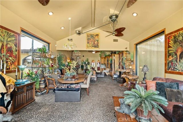 6016 E Texas, Bakersfield, CA 93307