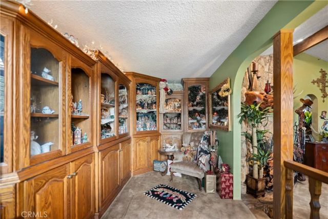 6016 E Texas, Bakersfield, CA 93307