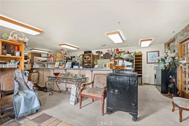 6016 E Texas, Bakersfield, CA 93307