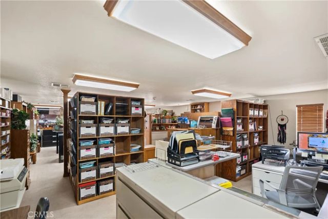 6016 E Texas, Bakersfield, CA 93307