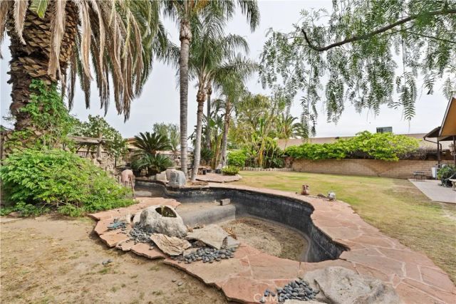 6016 E Texas, Bakersfield, CA 93307