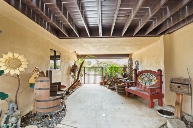 6016 E Texas, Bakersfield, CA 93307