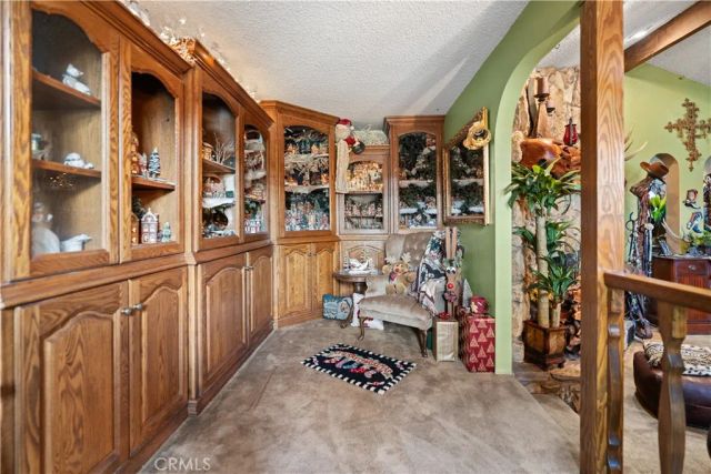 6016 E Texas, Bakersfield, CA 93307