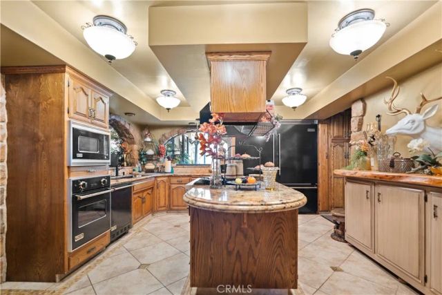 6016 E Texas, Bakersfield, CA 93307