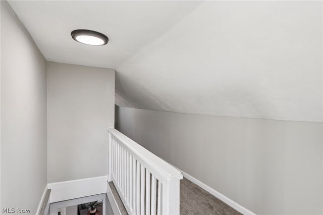 62 Jacobs Road, Hubbard, OH 44425