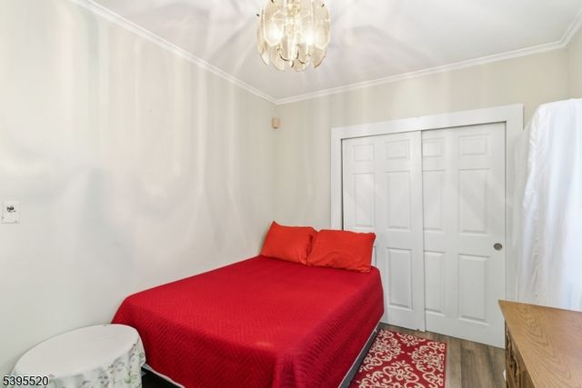 937 S Elmora Ave, Elizabeth City, NJ 07202