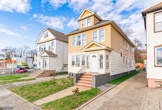 937 S Elmora Ave, Elizabeth City, NJ 07202