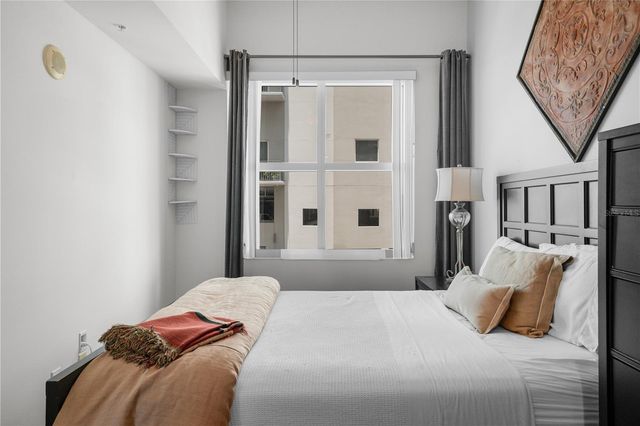 1120 E KENNEDY BOULEVARD 827, Tampa, FL 33602