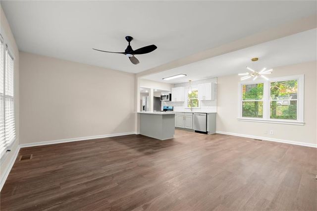 220 Woods Drive NE, Marietta, GA 30060