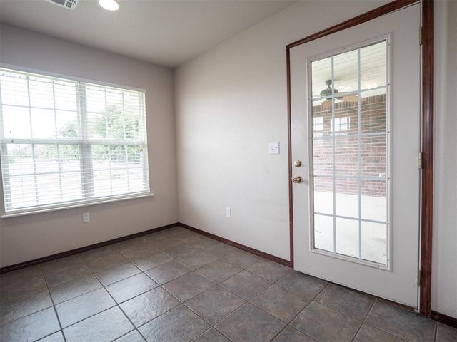 2264 Gray Dove Drive, Shawnee, OK 74804