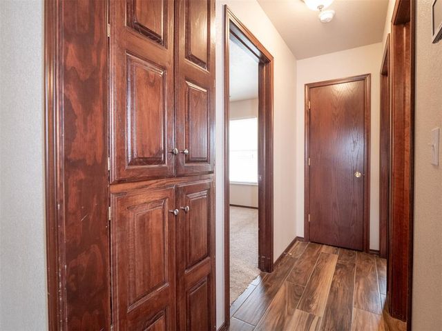 2264 Gray Dove Drive, Shawnee, OK 74804