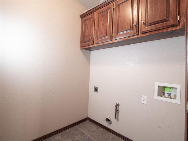 2264 Gray Dove Drive, Shawnee, OK 74804