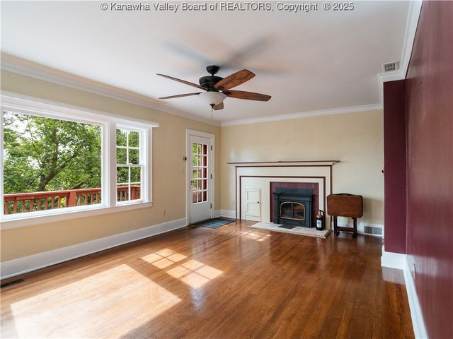 9 Observatory Road, Charleston, WV 25314