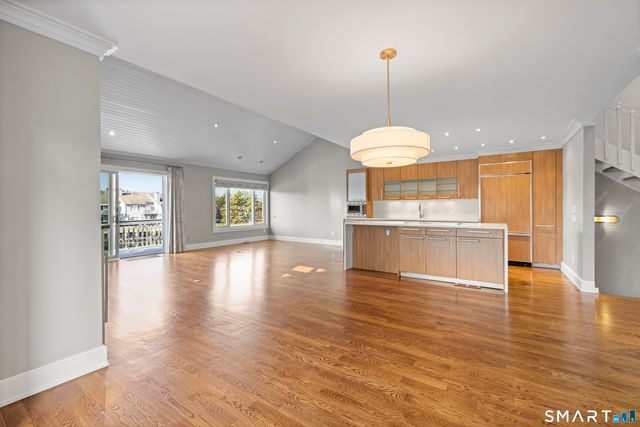 1 Island Drive 21, Norwalk, CT 06855