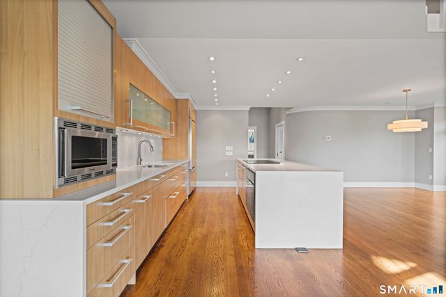 1 Island Drive 21, Norwalk, CT 06855