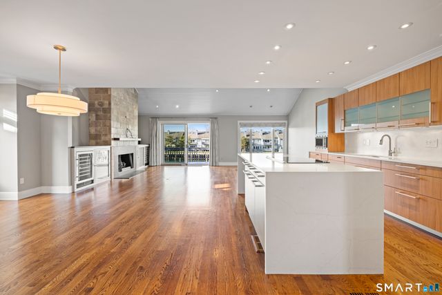 1 Island Drive 21, Norwalk, CT 06855