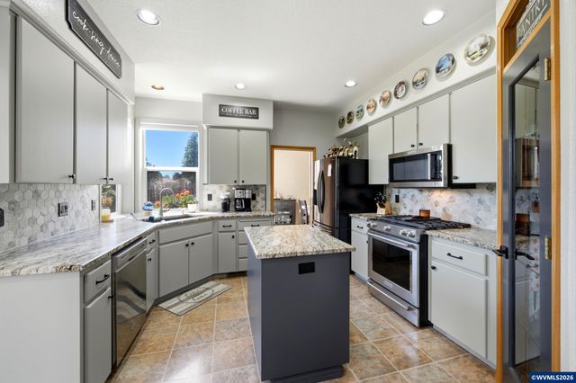 1512 Leewood Av NE, Keizer, OR 97303