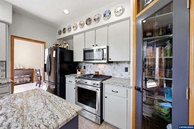 1512 Leewood Av NE, Keizer, OR 97303