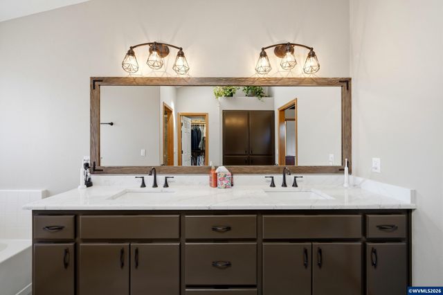 1512 Leewood Av NE, Keizer, OR 97303