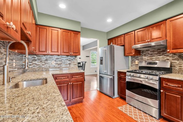 12 Munsee Trail, Branchburg, NJ 08876