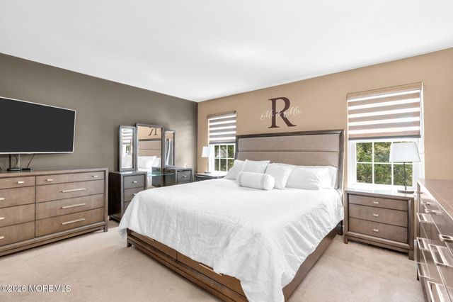12 Munsee Trail, Branchburg, NJ 08876
