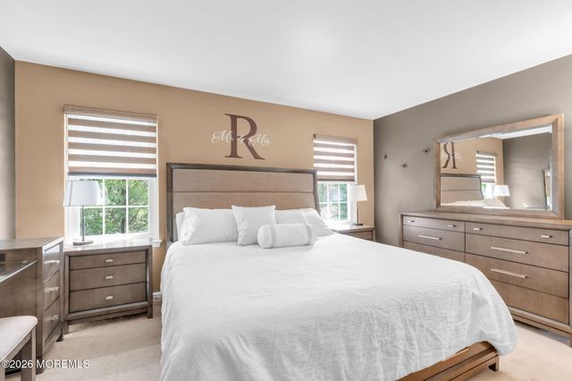 12 Munsee Trail, Branchburg, NJ 08876