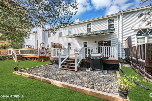 12 Munsee Trail, Branchburg, NJ 08876