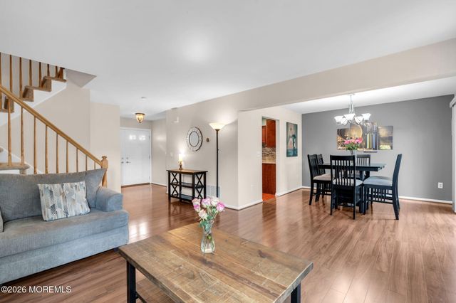 12 Munsee Trail, Branchburg, NJ 08876