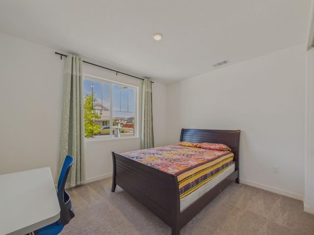 3276 Oak Trail Dr, Manteca, CA 95337