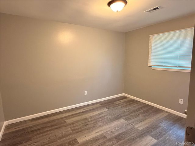 15908 Dacosta Street, Detroit, MI 48223