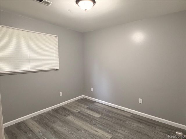 15908 Dacosta Street, Detroit, MI 48223