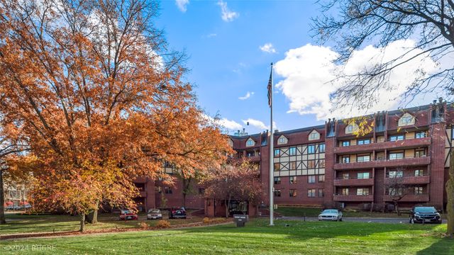 2880 Grand Avenue 507, Des Moines, IA 50312