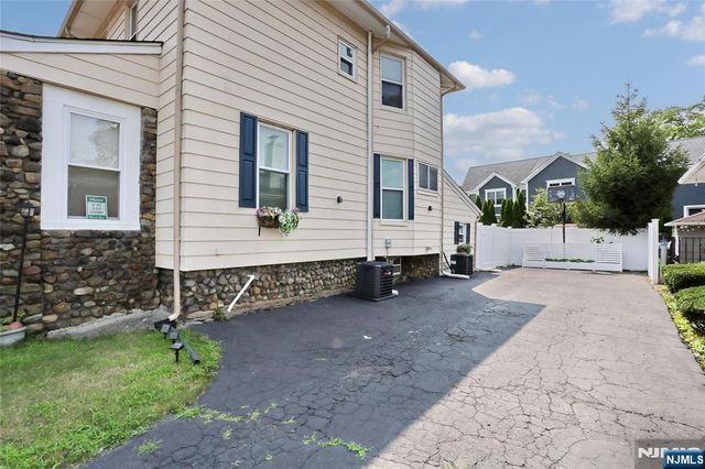 242 Central Avenue, Hawthorne, NJ 07506
