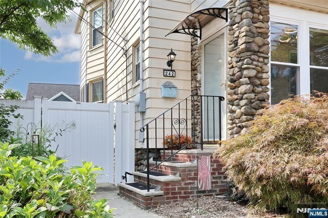 242 Central Avenue, Hawthorne, NJ 07506