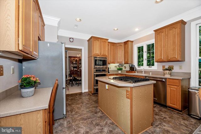 3311 KNOLLS PKWY, Ijamsville, MD 21754