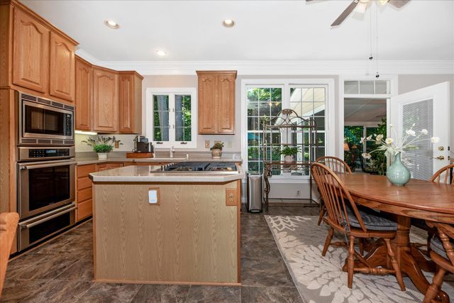 3311 KNOLLS PKWY, Ijamsville, MD 21754