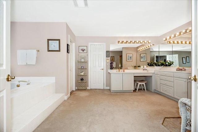 3311 KNOLLS PKWY, Ijamsville, MD 21754