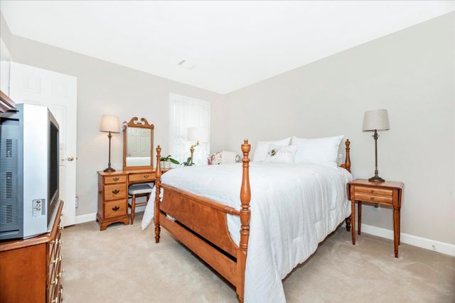 3311 KNOLLS PKWY, Ijamsville, MD 21754
