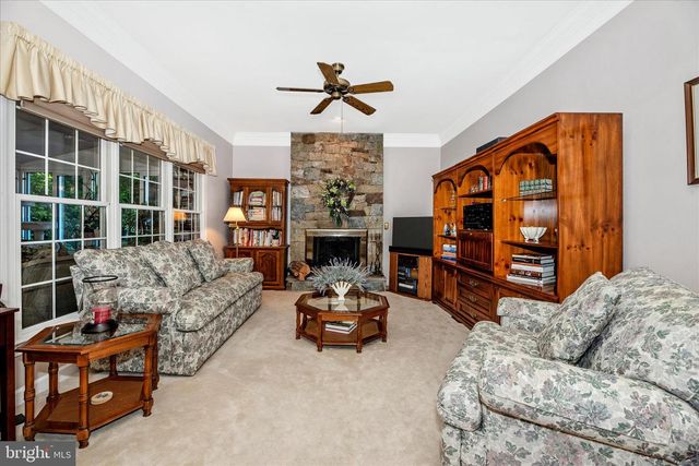 3311 KNOLLS PKWY, Ijamsville, MD 21754
