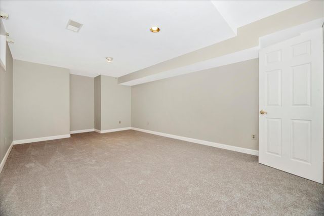 3311 KNOLLS PKWY, Ijamsville, MD 21754