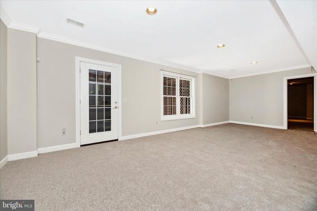3311 KNOLLS PKWY, Ijamsville, MD 21754