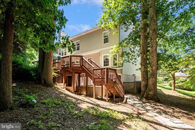 3311 KNOLLS PKWY, Ijamsville, MD 21754