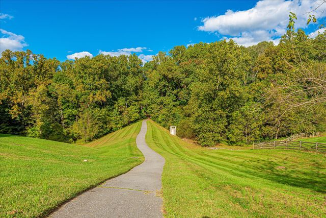 3311 KNOLLS PKWY, Ijamsville, MD 21754