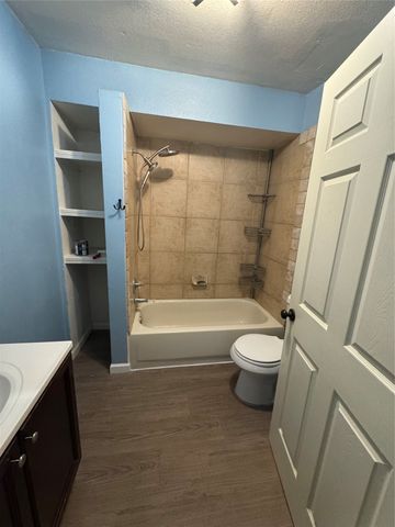 117 S 65th West Avenue, Tulsa, OK 74127